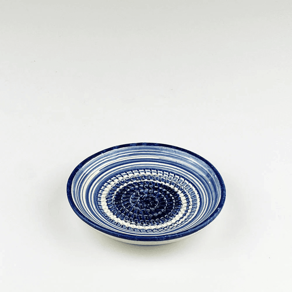 Ripple Garlic Grater, Blue