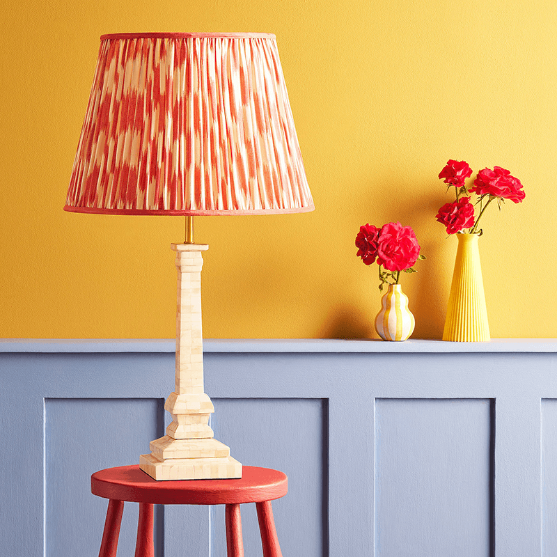 Makalu Bone Table Lamp, White