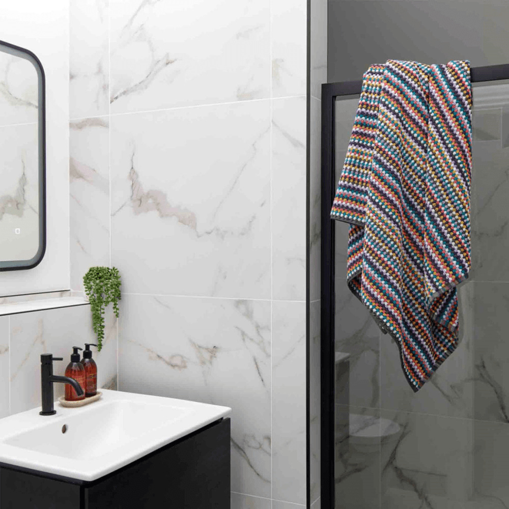 Carnaby Stripe Bath Towel