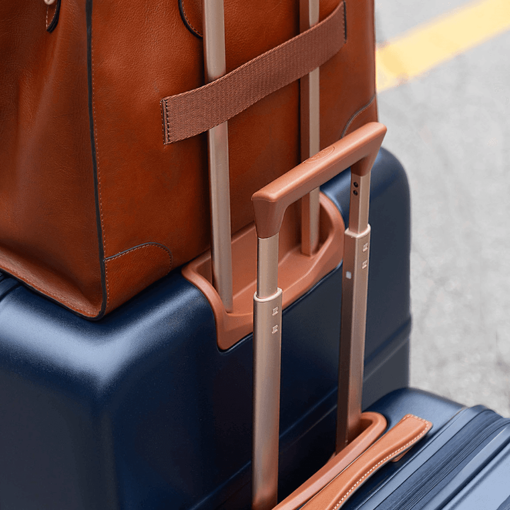 Bellagio Hybrid Carry on Suitcase, Blue
