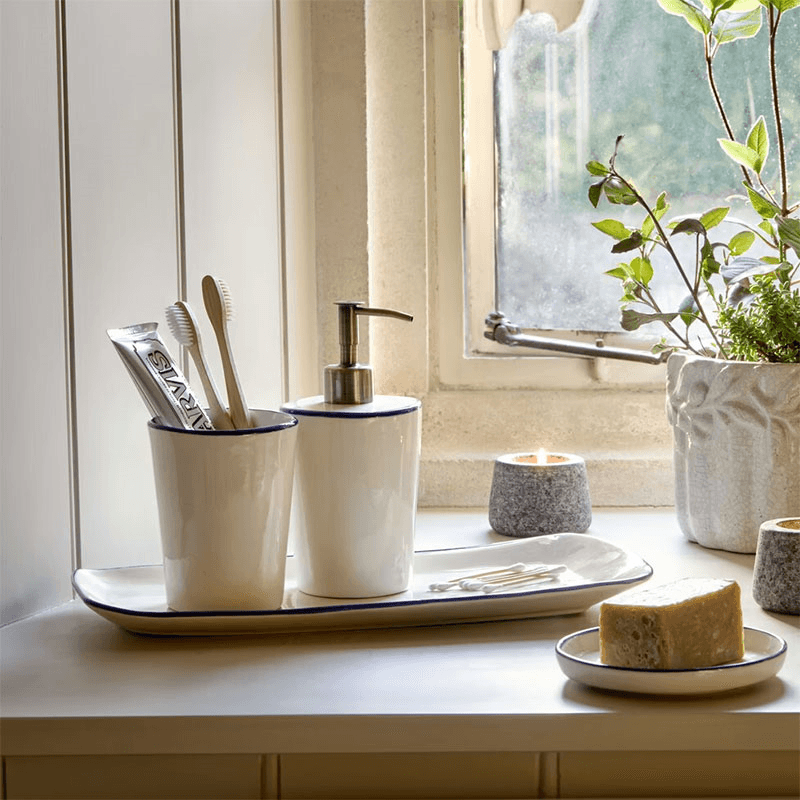 Shipston Toothbrush Holder, Ink