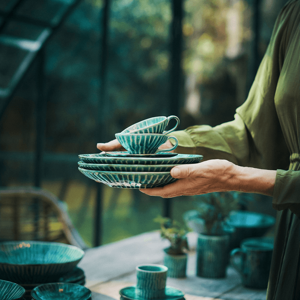 Verde Lanza by Pascale Naessen Set of 2 Dinner Plates, Green