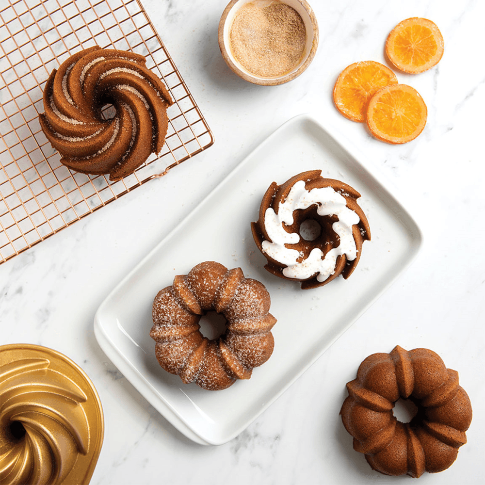 Premier Cast Classic Duet Bundt Pan, Gold