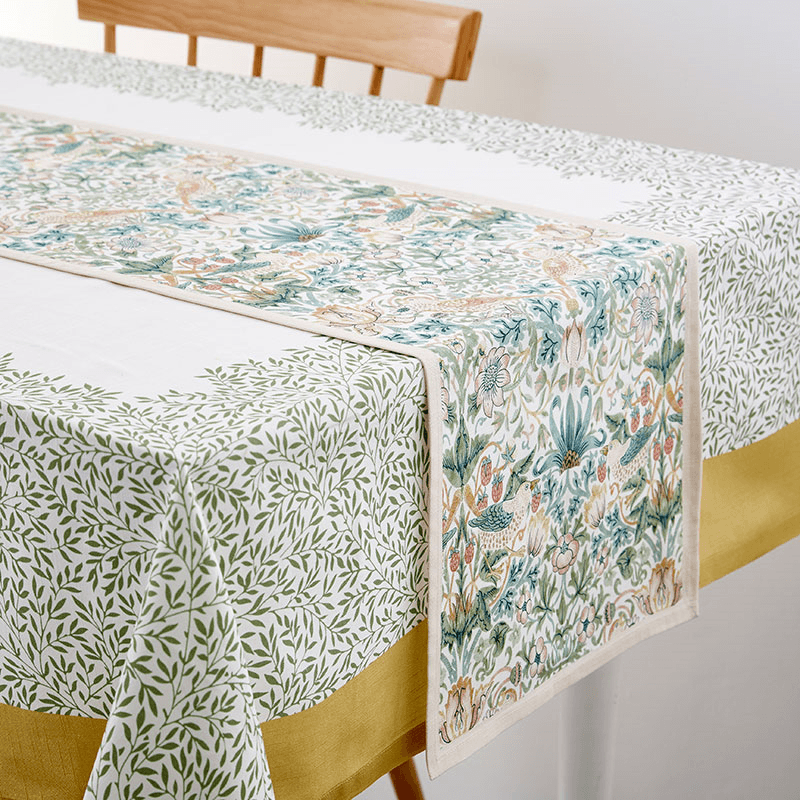 Morris & Co Table Runner, Strawberry Thief