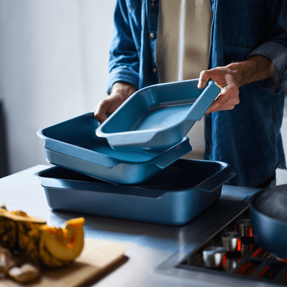 Nest Set of 3 Roasting Trays, Blue
