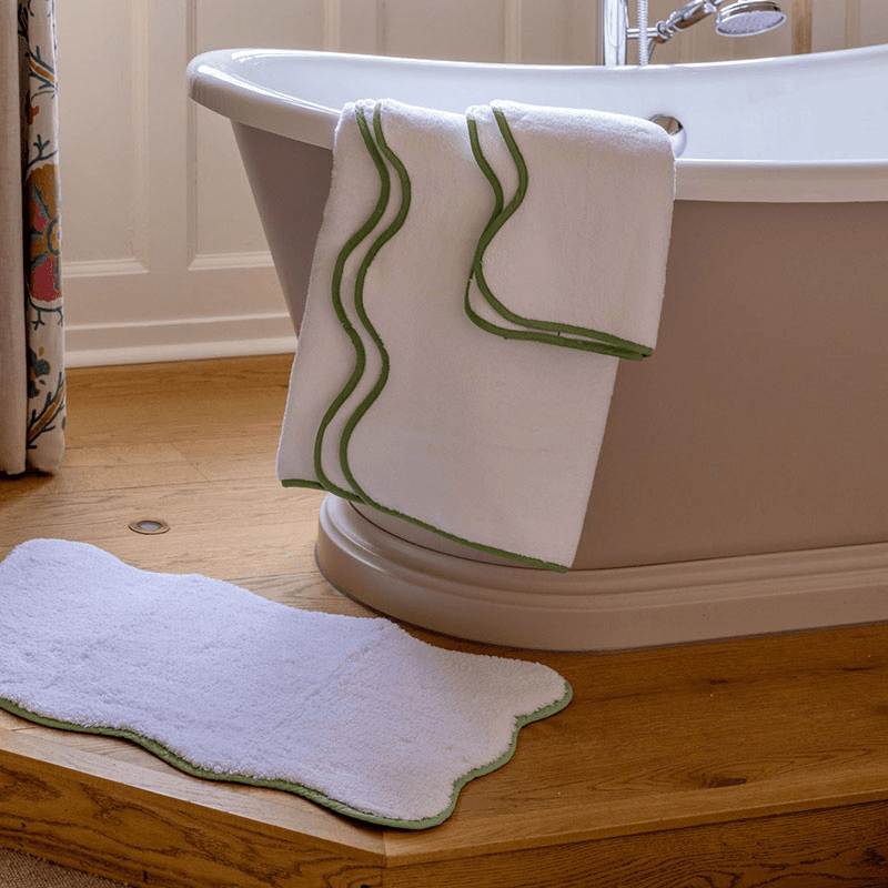 Amelia Scalloped Classic Towel Bundle