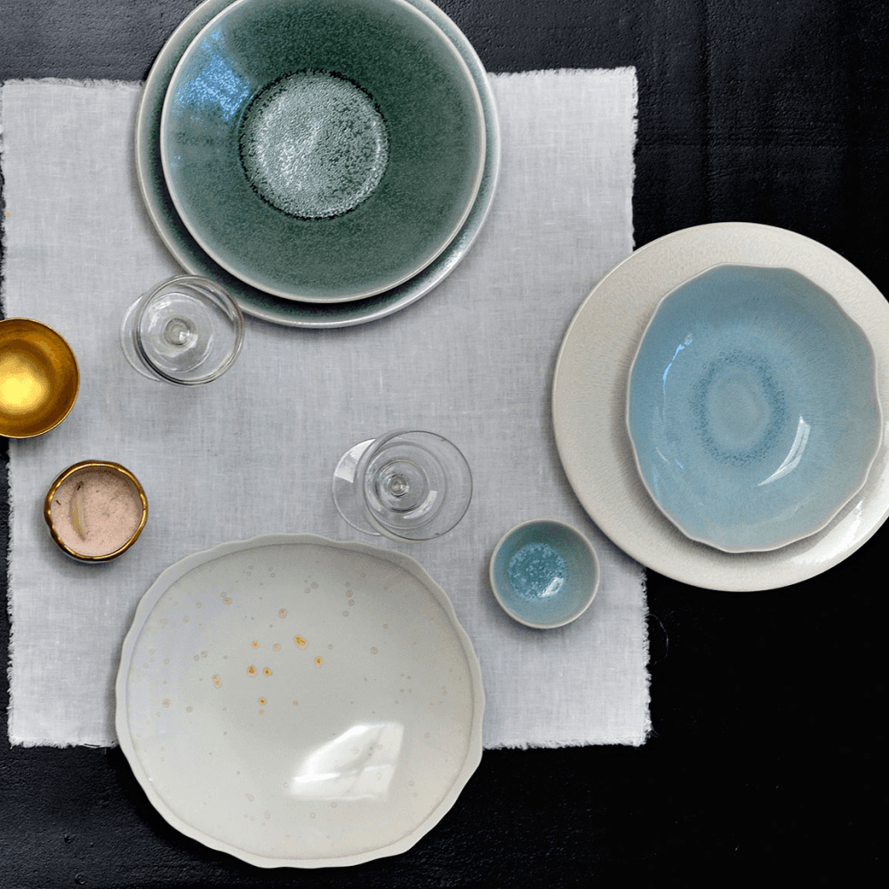 Plume Pair of dinner plates