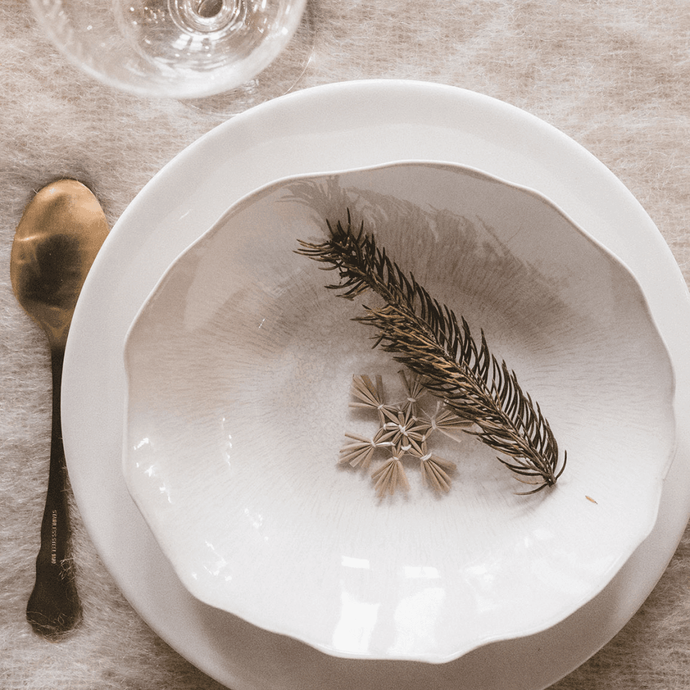 Plume Pair of soup plates, white pearl
