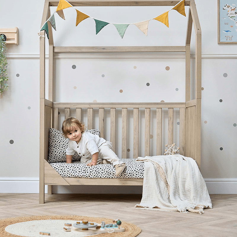Casa 3 in 1 Cot Bed, Harvest Oak
