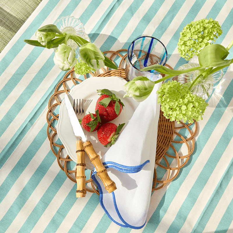 Scalloped Set of 4 Napkins
