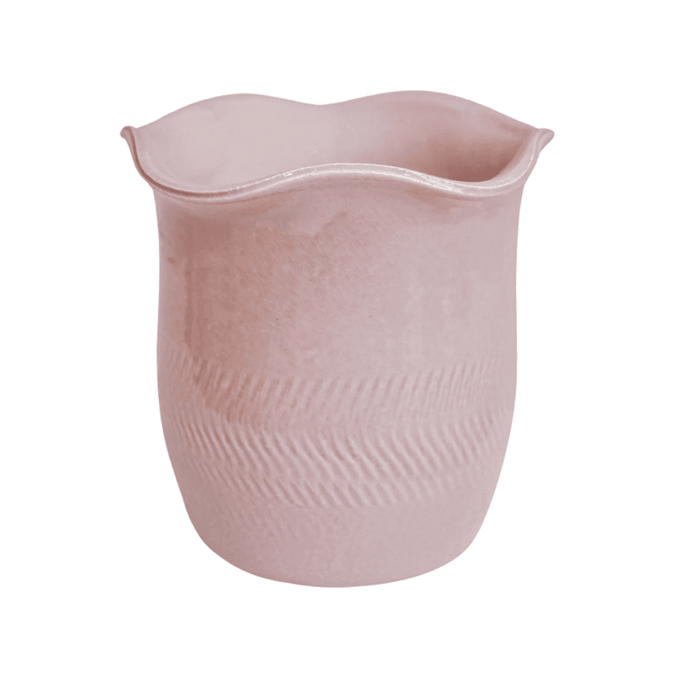 Camellia Scalloped Edge Planter