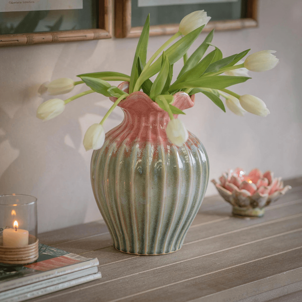Tresco Scallop Vase, Pink / Green