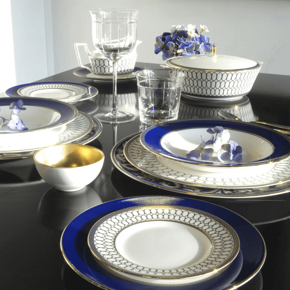Renaissance Gold Covered Vegetable Dish