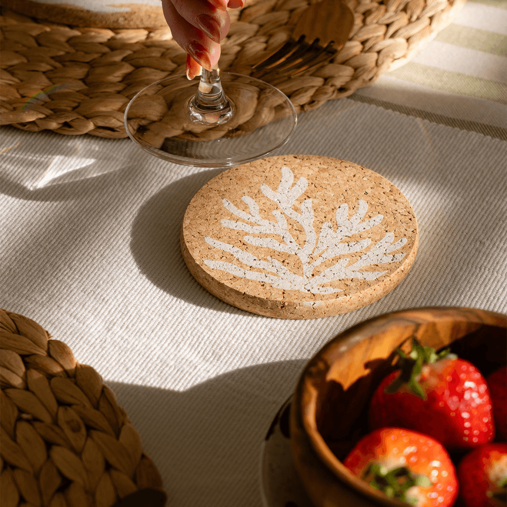 White Coral Set of 4 Coasters & Placemats Set, Natural