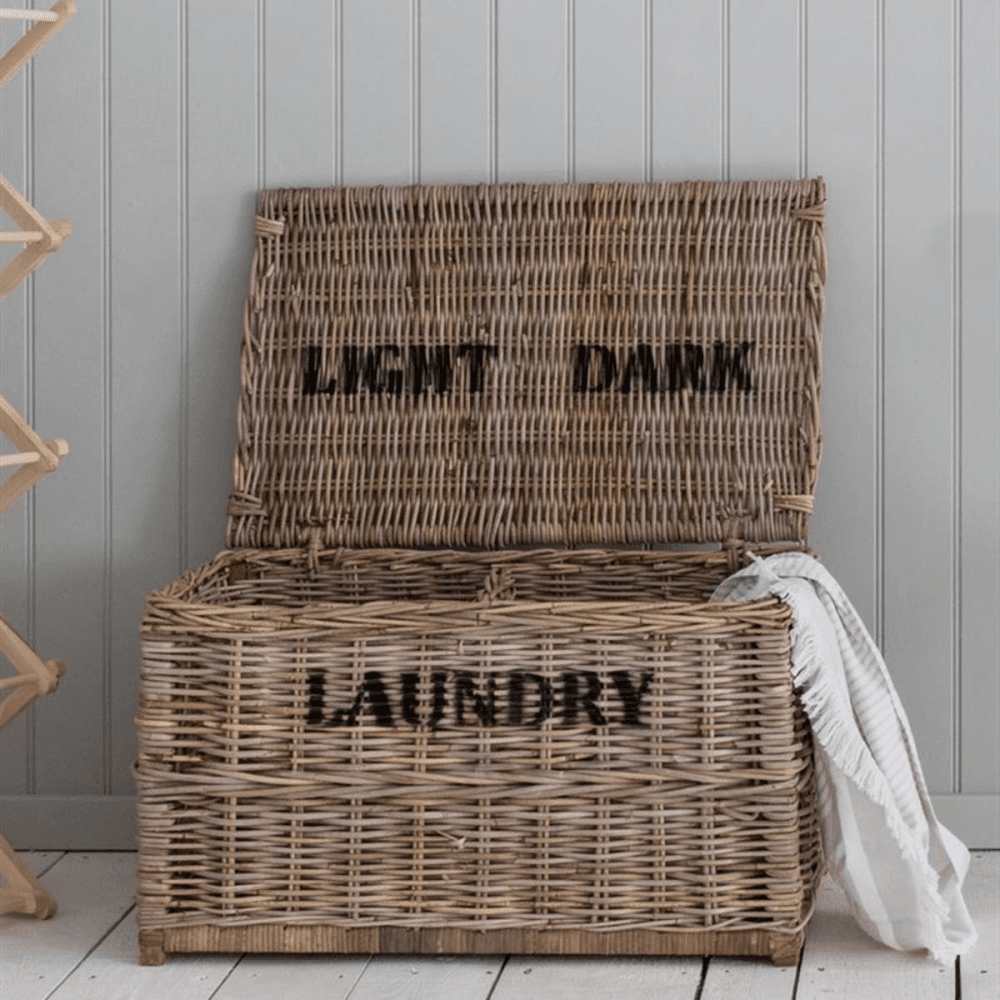 Light and dark laundry chest, Rattan