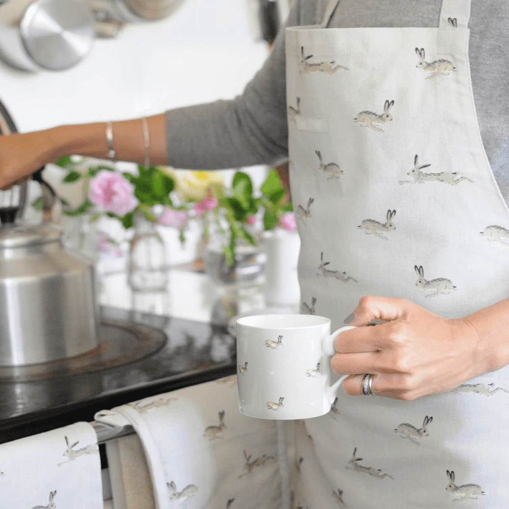 Hare Apron