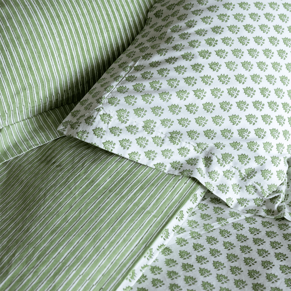 Pomily Pillow