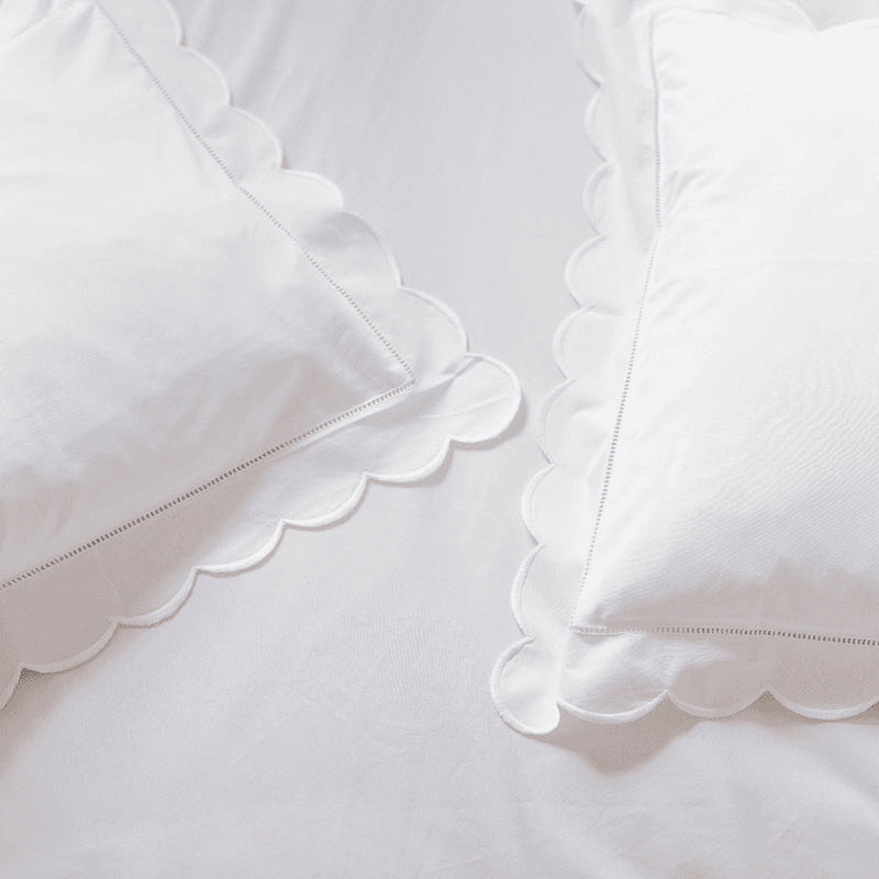 Scallop Pillowcase