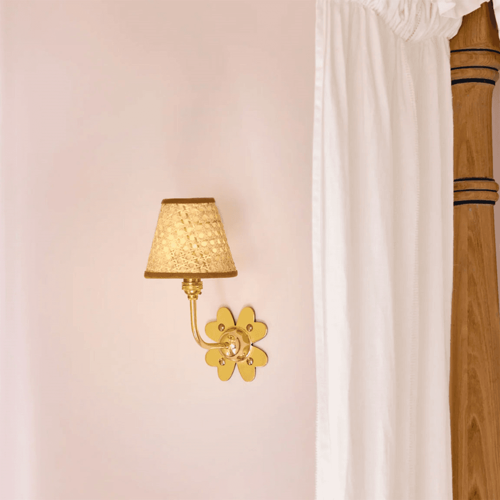 Clover Wall Light