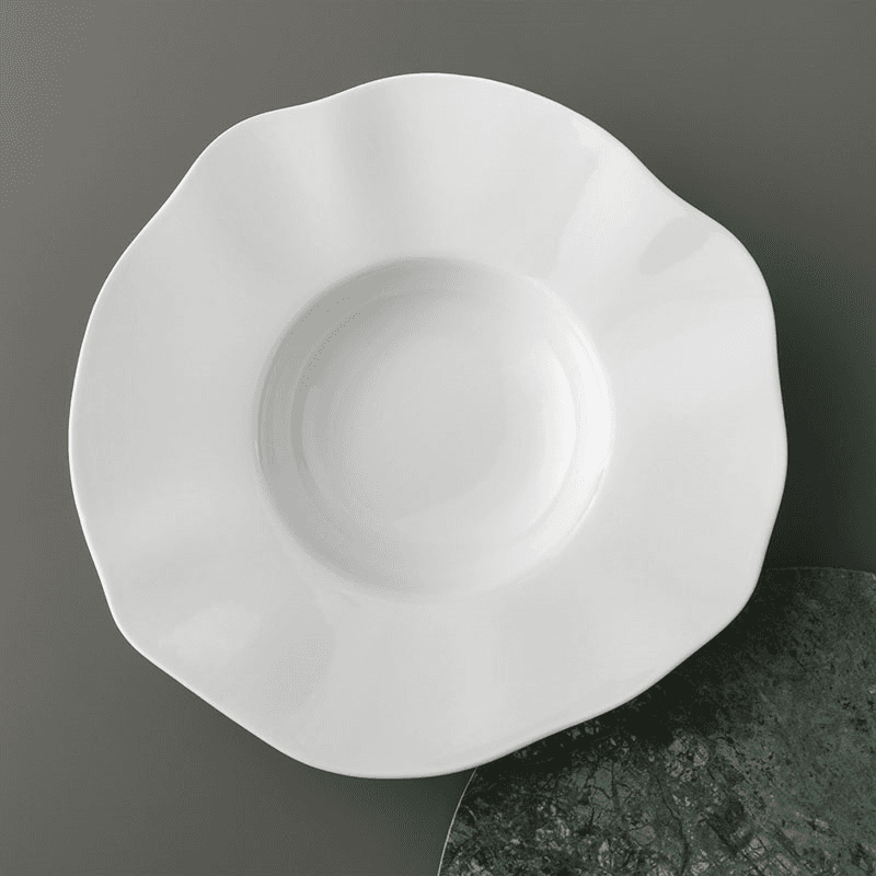 Pura Pasta Plate, White