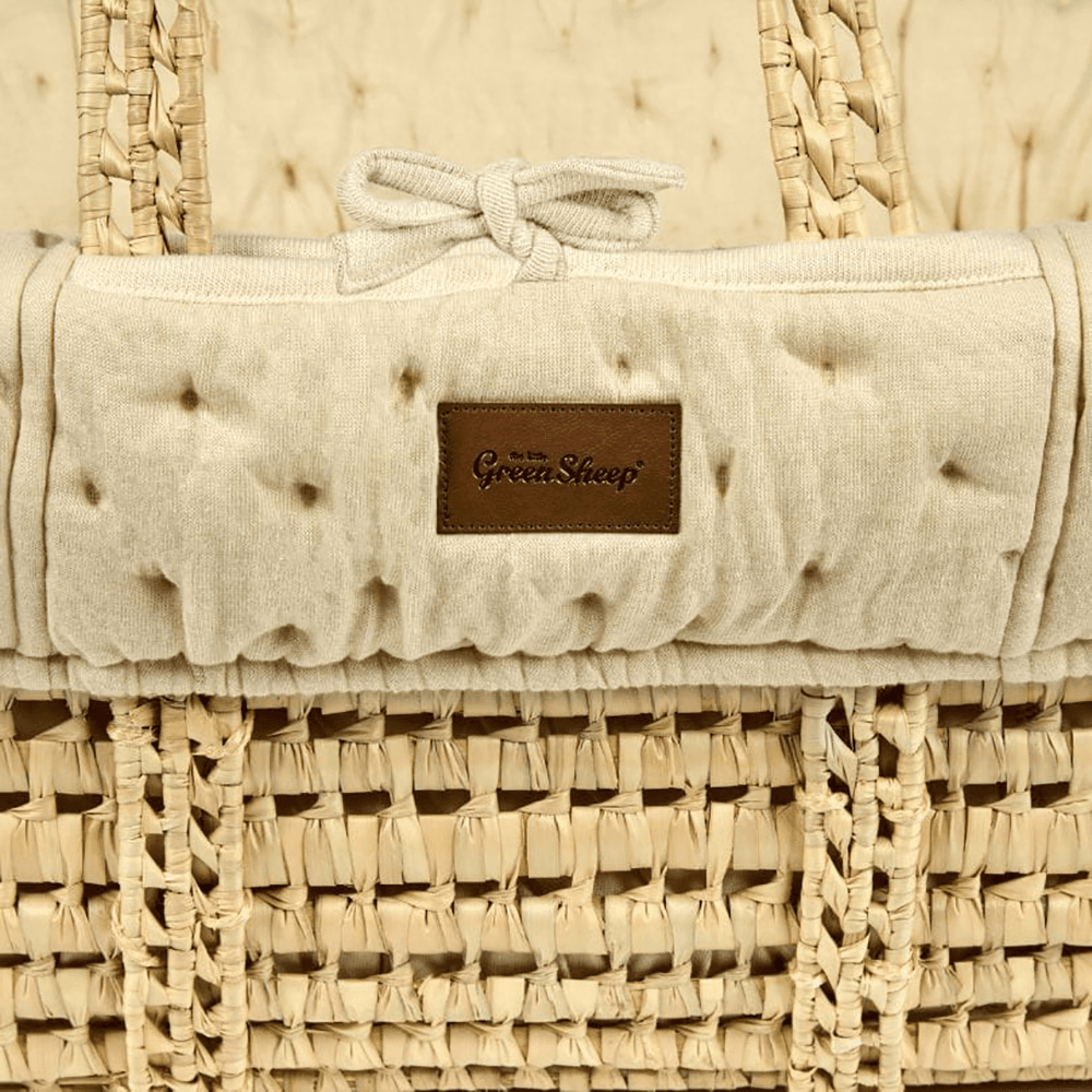 Dimple Moses Basket and Natural Foldable Stand
