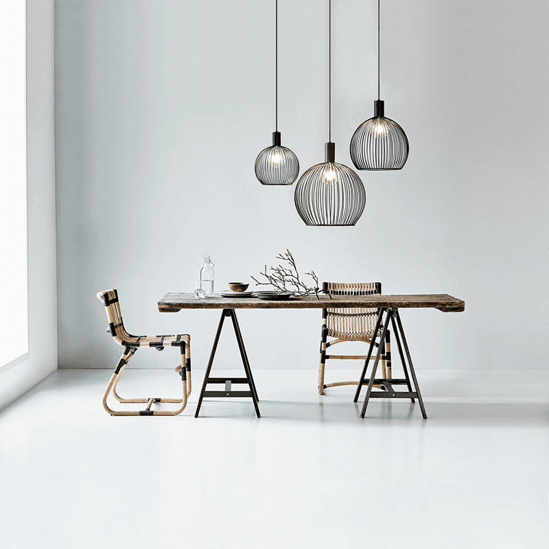 Aver Pendant, Black