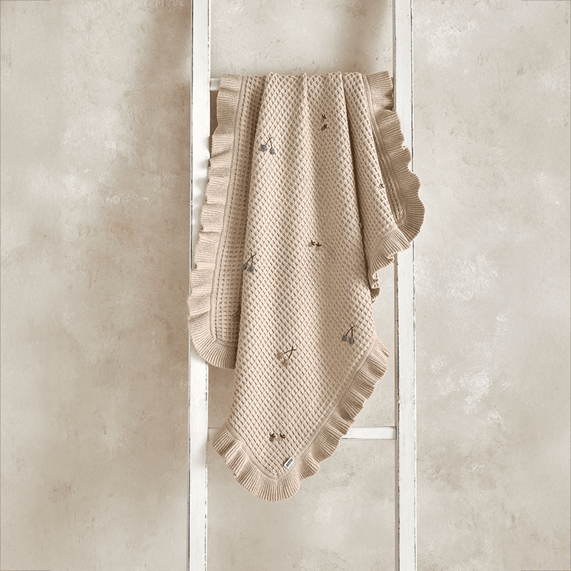 Berry Frill Knitted Blanket, Natural